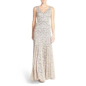 85% off retail! NWT Vera Wang Lace Mermaid Gown